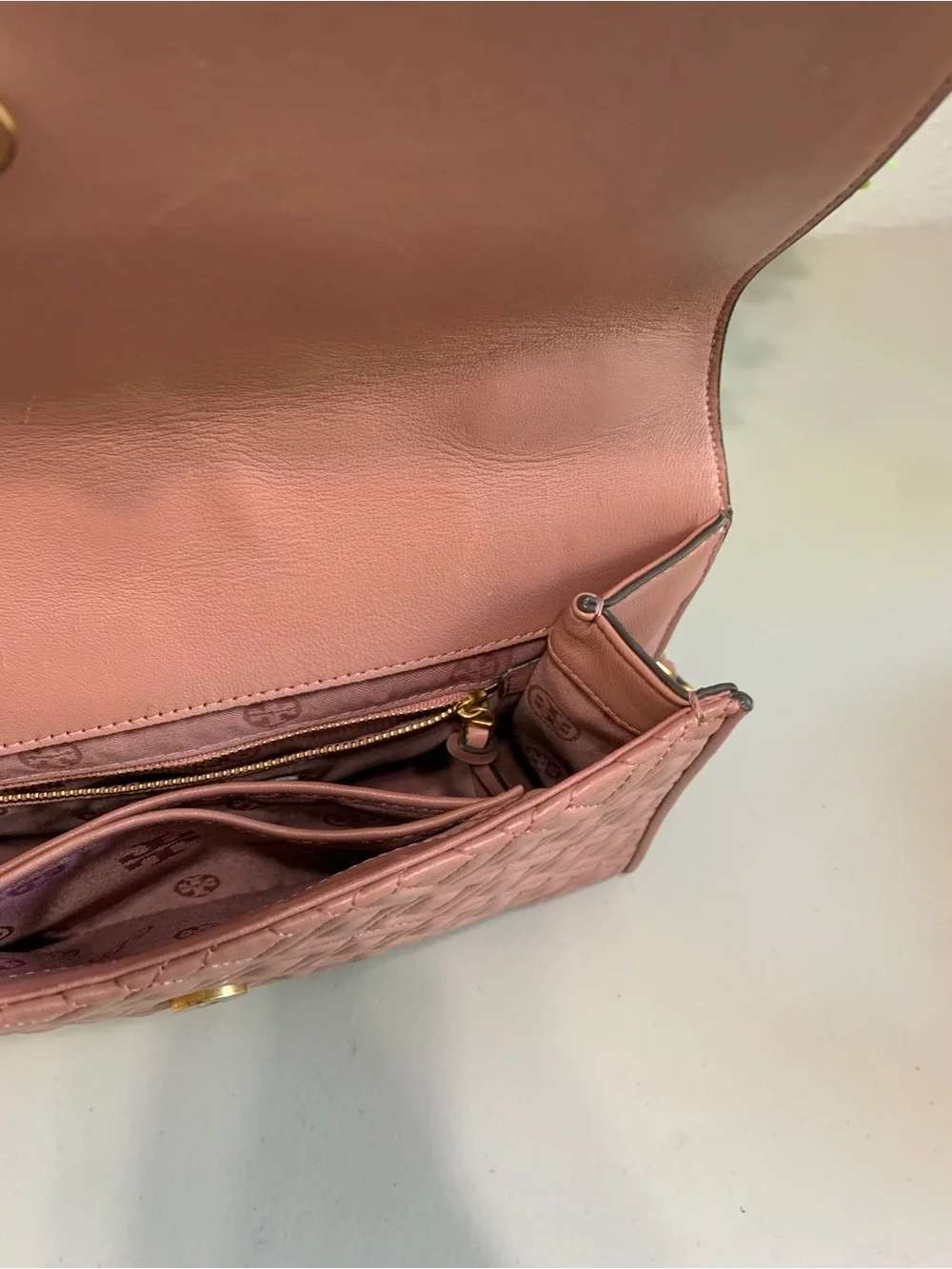 👜💕 Tory Burch Kira Quilted Leather Shoulder Bag — Dusty Rose